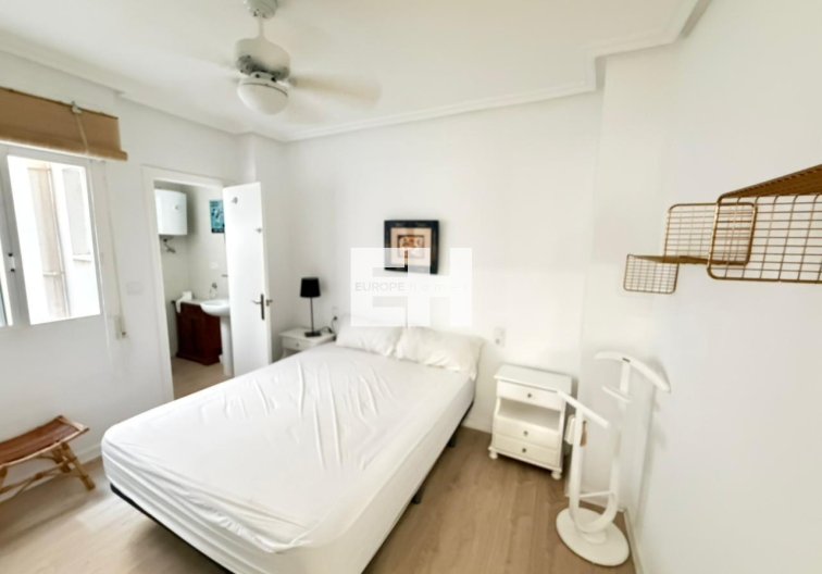 Resale - Apartment - Torrevieja - Playa del Cura