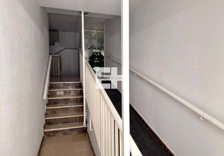 Resale - Apartment - Torrevieja - Playa del Cura