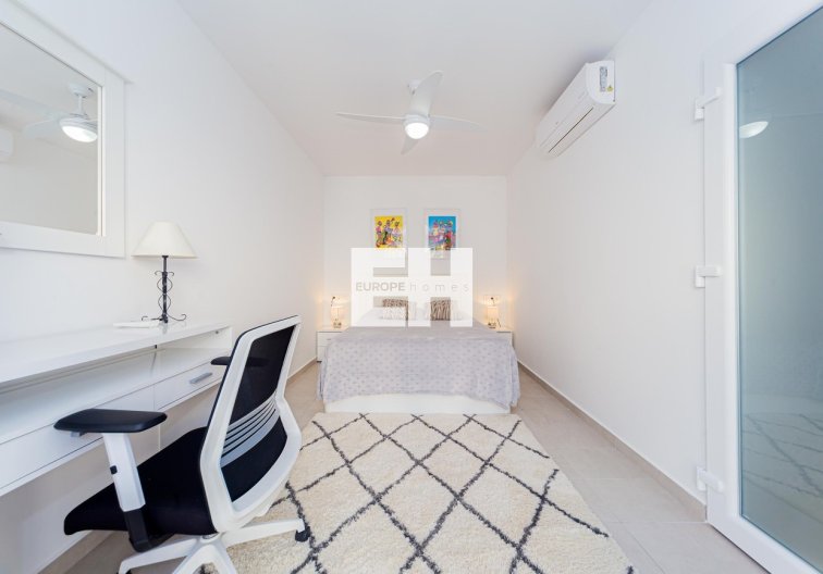 Herverkoop - Duplex - Dehesa de Campoamor - Costa Blanca