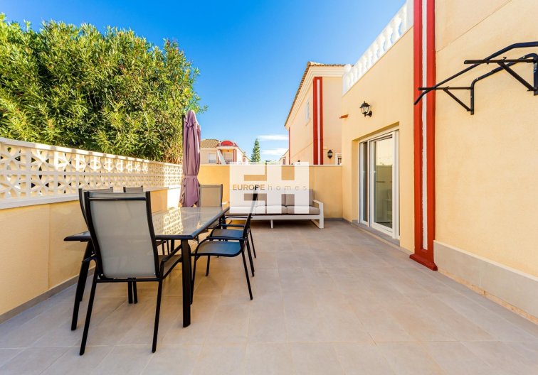 Herverkoop - Duplex - Dehesa de Campoamor - Costa Blanca