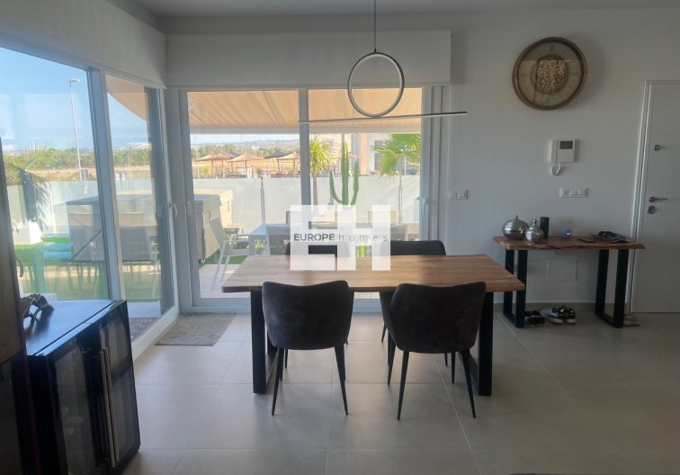 Wiederverkauf - villa - Los Montesinos - Costa Blanca