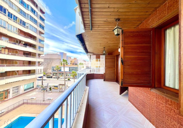 Herverkoop - Appartement - Torrevieja - Acequion