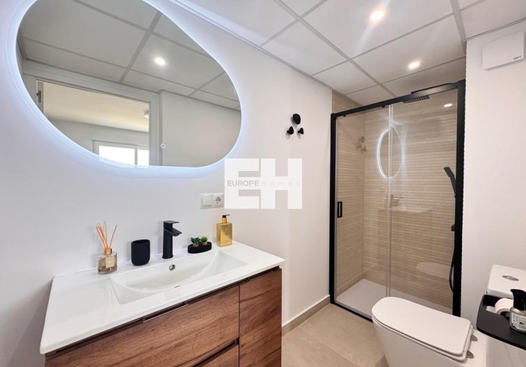 Segunda mano - Apartamento  - Torrevieja - Acequion