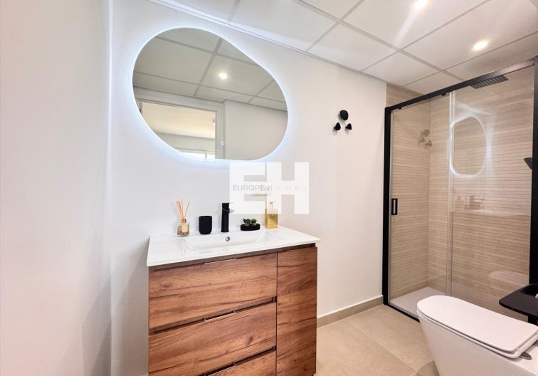 Segunda mano - Apartamento  - Torrevieja - Acequion