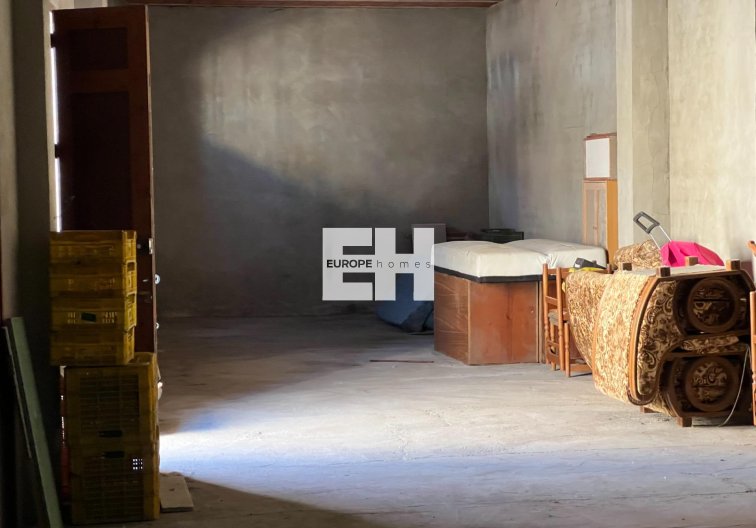Resale - town house - Catral - Comunidad Valenciana