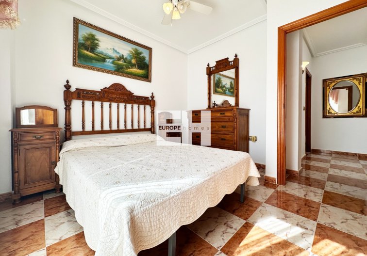 Resale - town house - Orihuela Costa - Costa Blanca
