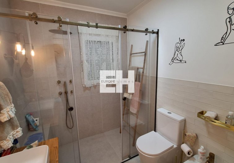 Resale - villa - Torrevieja - Los Balcones - Los Altos Del Edén