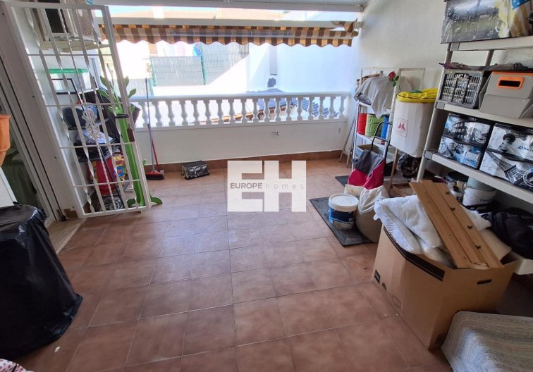 Resale - villa - Torrevieja - Los Balcones - Los Altos Del Edén