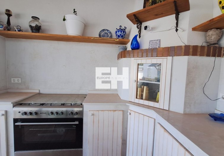 Resale - villa - Torrevieja - Los Balcones - Los Altos Del Edén