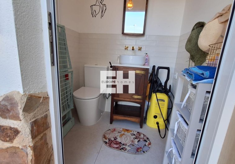 Resale - villa - Torrevieja - Los Balcones - Los Altos Del Edén