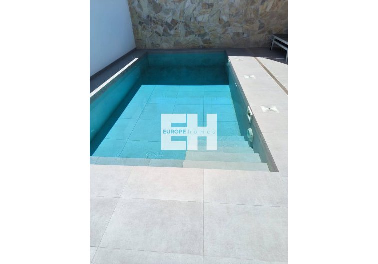 Resale - Bungalow - Pilar de la Horadada - El Mojón