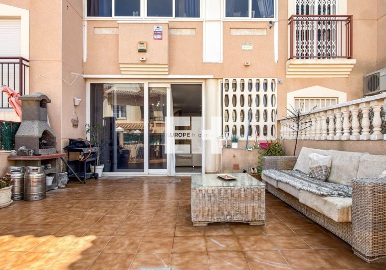 Resale - town house - Orihuela Costa - Costa Blanca