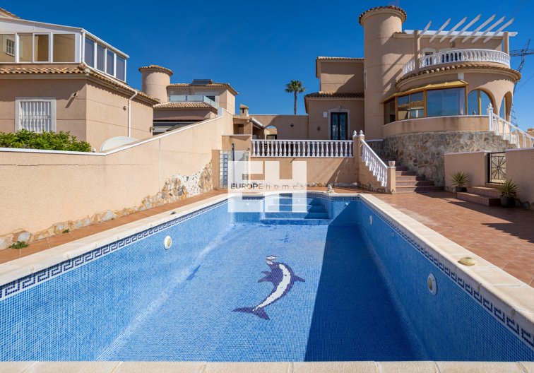 Herverkoop - villa - Benijofar - Costa Blanca