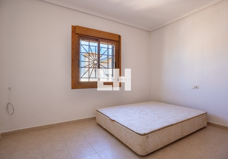 Herverkoop - villa - Benijofar - Costa Blanca