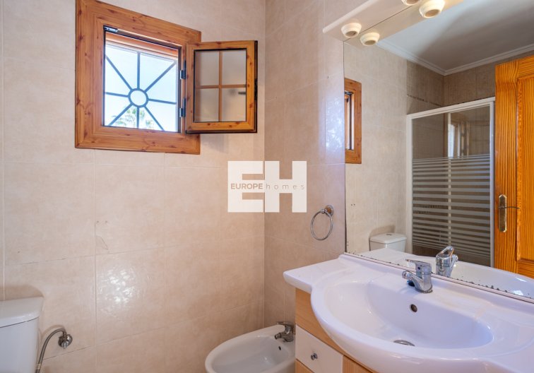 Herverkoop - villa - Benijofar - Costa Blanca