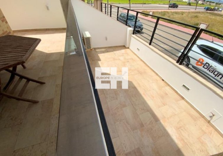 Resale - villa - Roldan - Inland