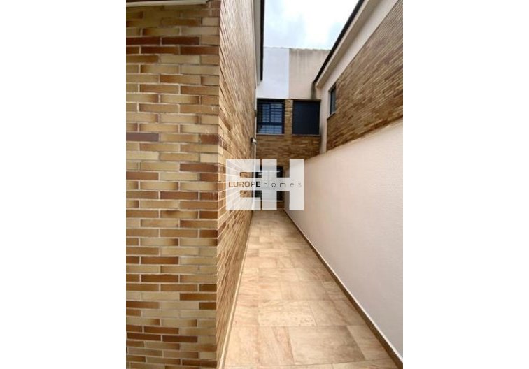 Resale - villa - Roldan - Inland