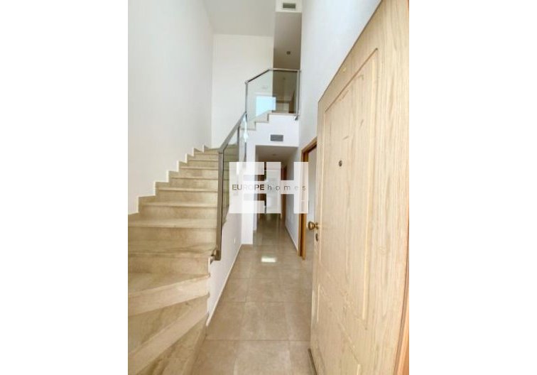 Resale - villa - Roldan - Inland
