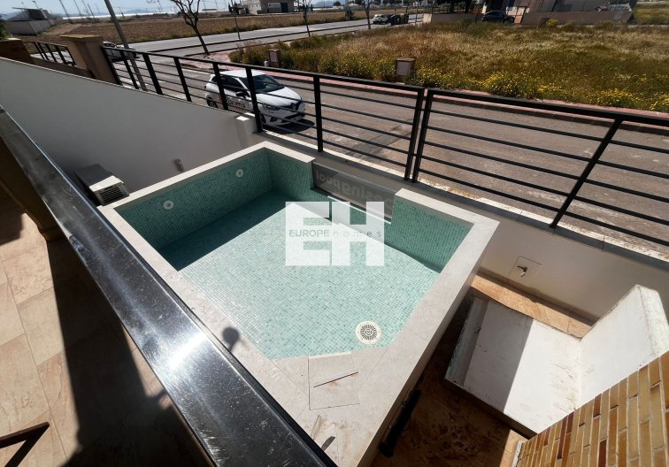 Resale - villa - Roldan - Inland