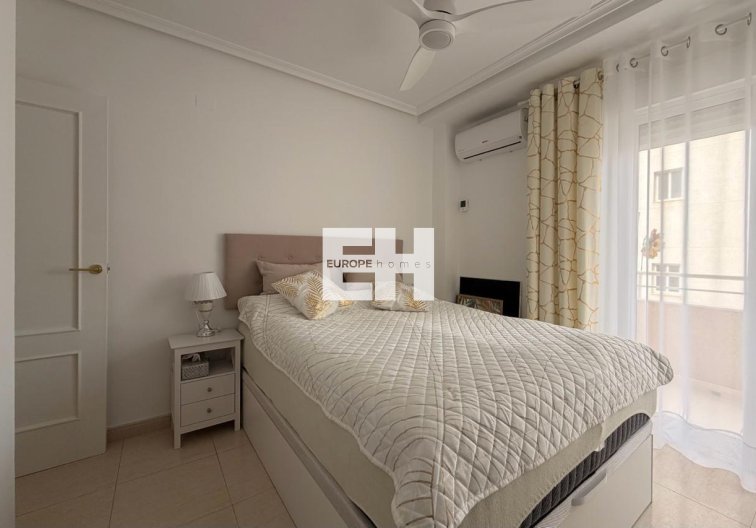 Segunda mano - Apartamento  - Torrevieja - Centro