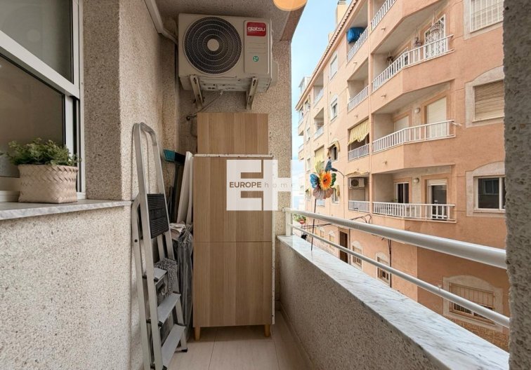 Segunda mano - Apartamento  - Torrevieja - Centro