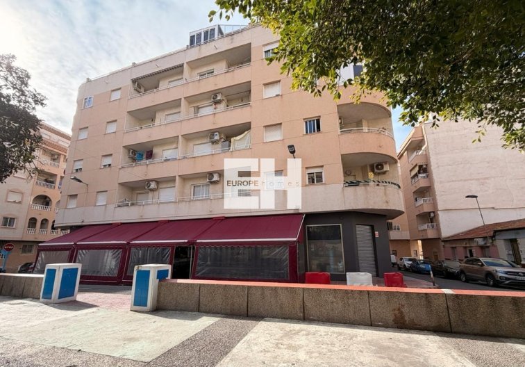 Segunda mano - Apartamento  - Torrevieja - Centro