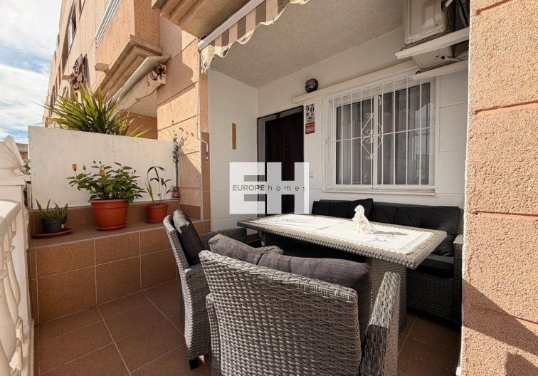 Segunda mano - Apartamento  - Torrevieja - Nueva Torrevieja
