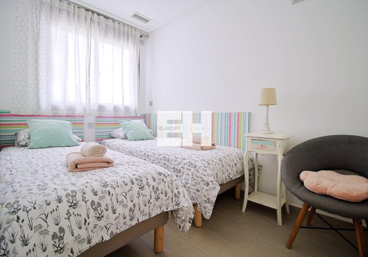 Resale - Apartment - Pilar de la Horadada - Torre de la Horadada