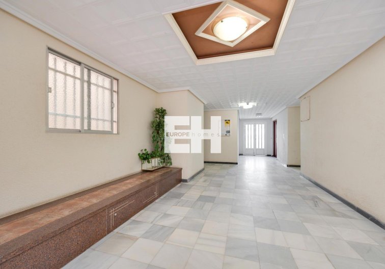 Revente - Appartement - Torrevieja - Acequion