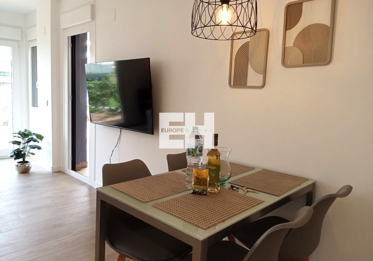 Wiederverkauf - Wohnung - Torrevieja - Punta Prima