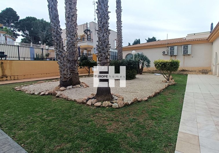 Wiederverkauf - Wohnung - Villamartin - Costa Blanca