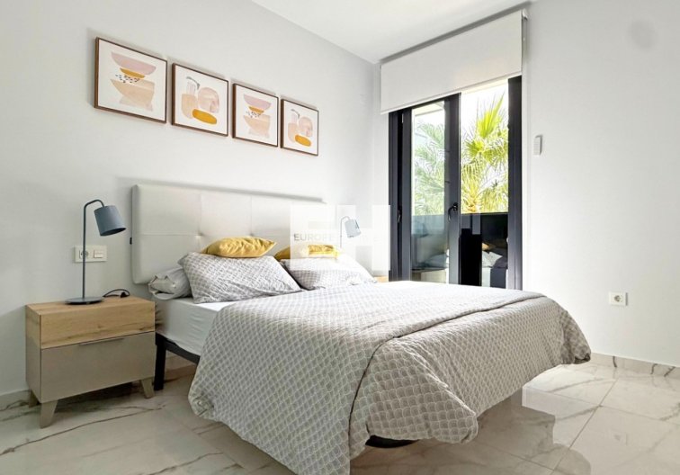 Resale - Apartment - Orihuela Costa - Costa Blanca