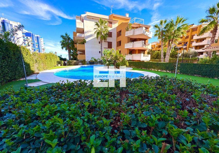 Wiederverkauf - Wohnung - Torrevieja - Punta Prima