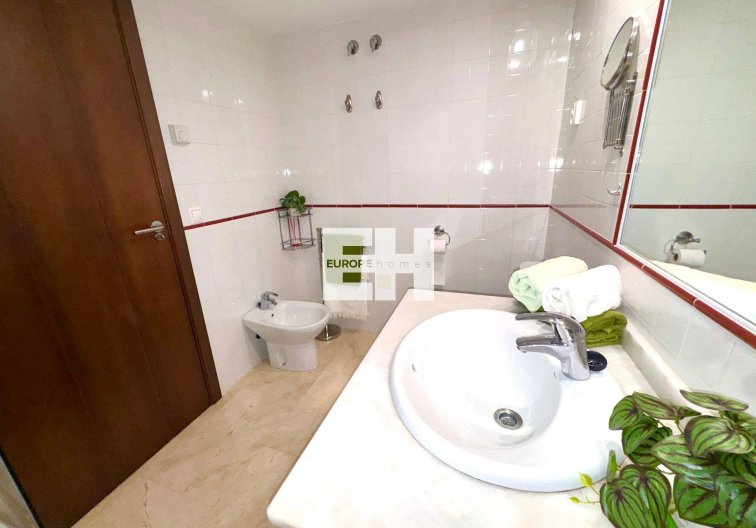 Wiederverkauf - Wohnung - Torrevieja - Punta Prima