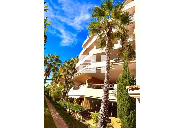 Wiederverkauf - Wohnung - Torrevieja - Punta Prima