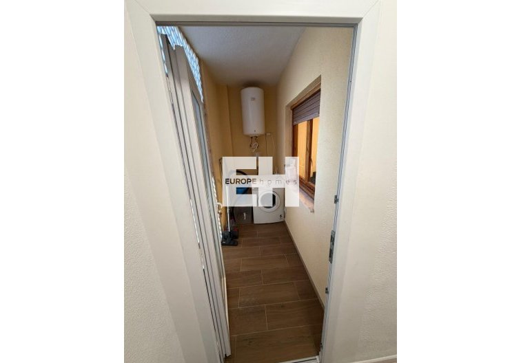 Wiederverkauf - Wohnung - Torrevieja - Punta Prima