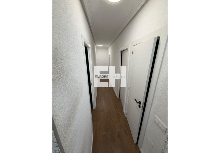 Wiederverkauf - Wohnung - Torrevieja - Punta Prima