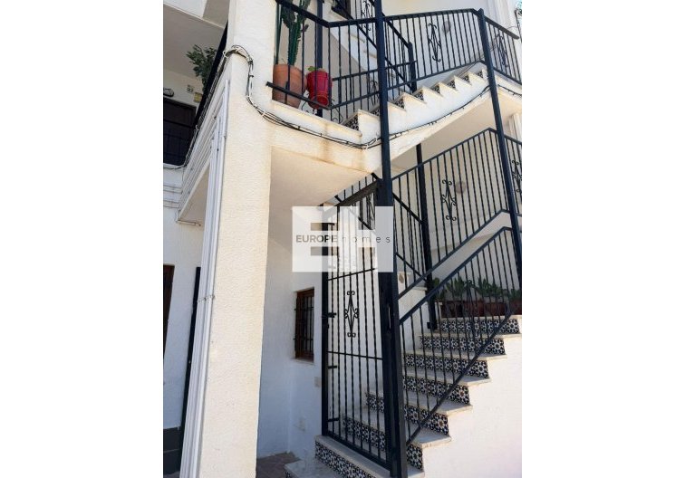 Wiederverkauf - Wohnung - Torrevieja - Punta Prima