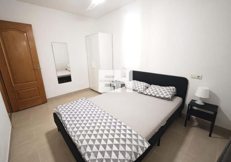 Herverkoop - Bungalow - Torrevieja - Playa del Cura