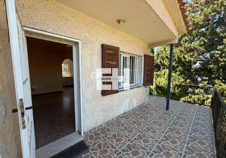 Resale - villa - Torrevieja - Los Balcones - Los Altos Del Edén
