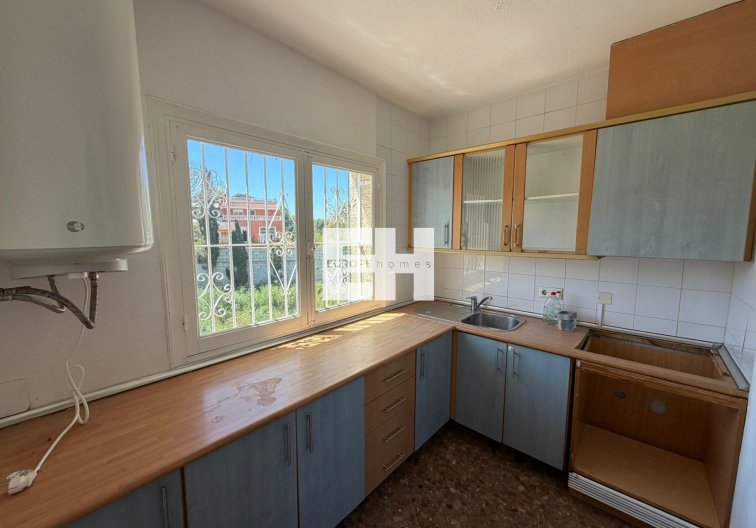 Resale - villa - Torrevieja - Los Balcones - Los Altos Del Edén