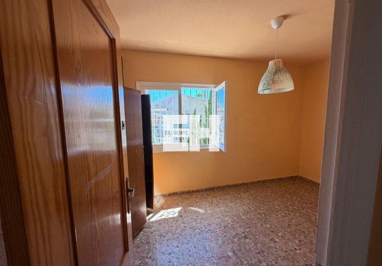 Resale - villa - Torrevieja - Los Balcones - Los Altos Del Edén