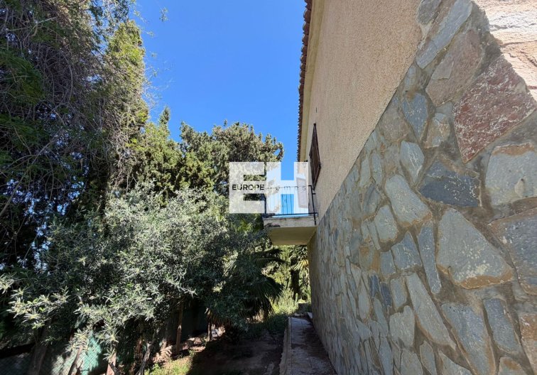 Resale - villa - Torrevieja - Los Balcones - Los Altos Del Edén