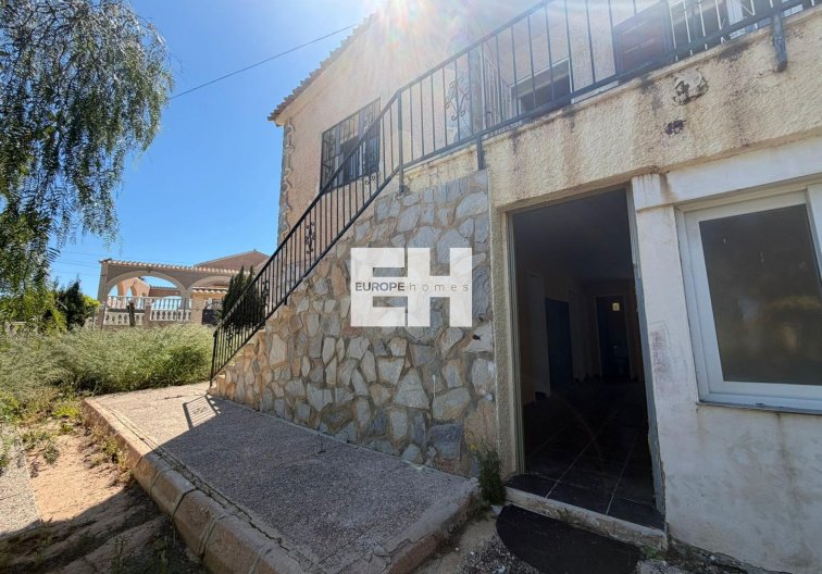Resale - villa - Torrevieja - Los Balcones - Los Altos Del Edén