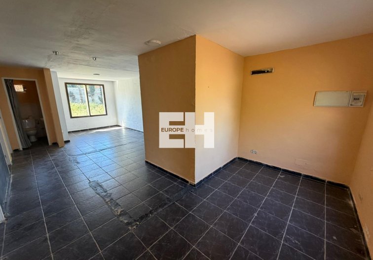 Resale - villa - Torrevieja - Los Balcones - Los Altos Del Edén