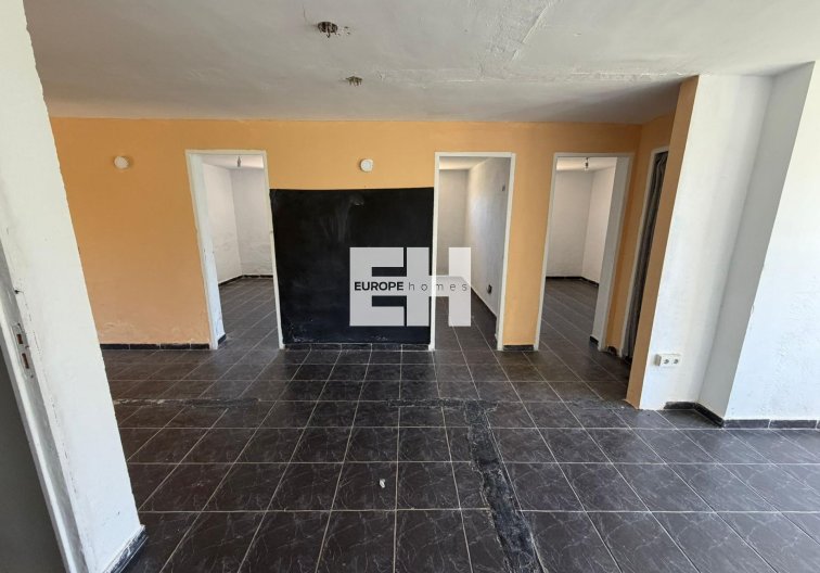 Resale - villa - Torrevieja - Los Balcones - Los Altos Del Edén