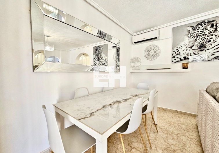 Wiederverkauf - town house - Punta Prima - Costa Blanca
