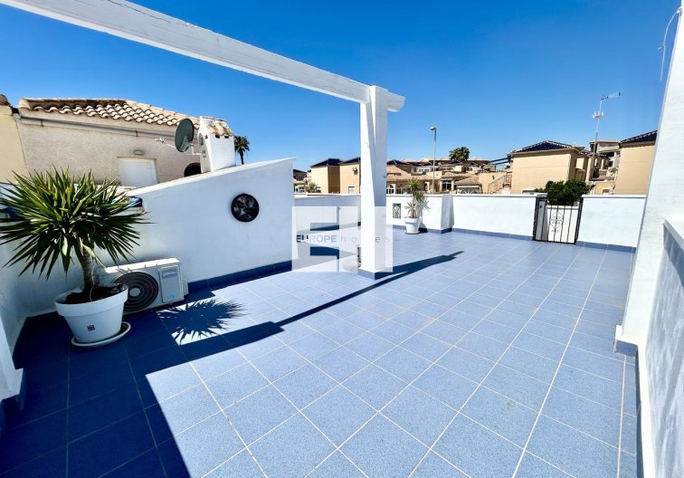 Wiederverkauf - town house - Punta Prima - Costa Blanca