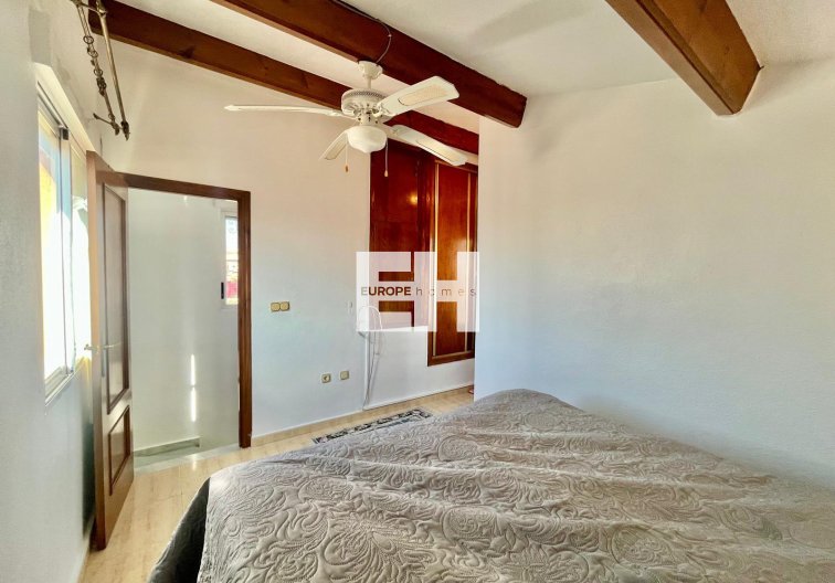 Segunda mano - villa - Orihuela Costa - Los Almendros-la Florida