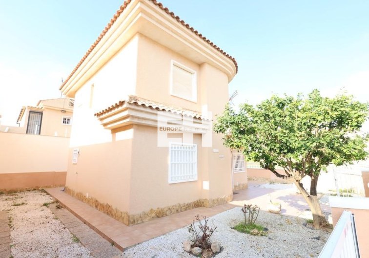 Revente - villa - Torrevieja - Costa Blanca
